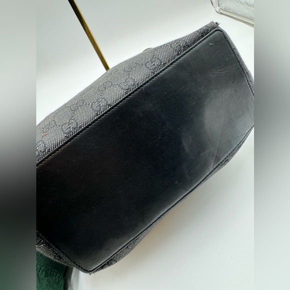 Gucci-Authentic-Vintage Tote Bag GG Black Denim/ Leather straps & Piping - Picture 5 of 16